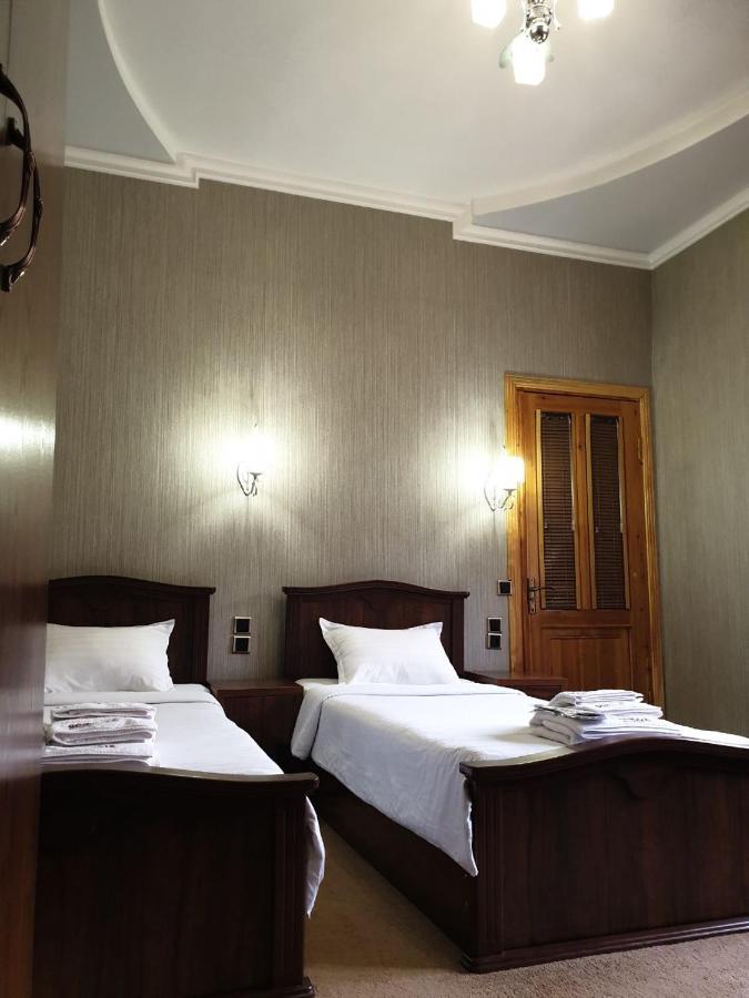 "S E A S O N S" Apartman Szamarkand Kültér fotó