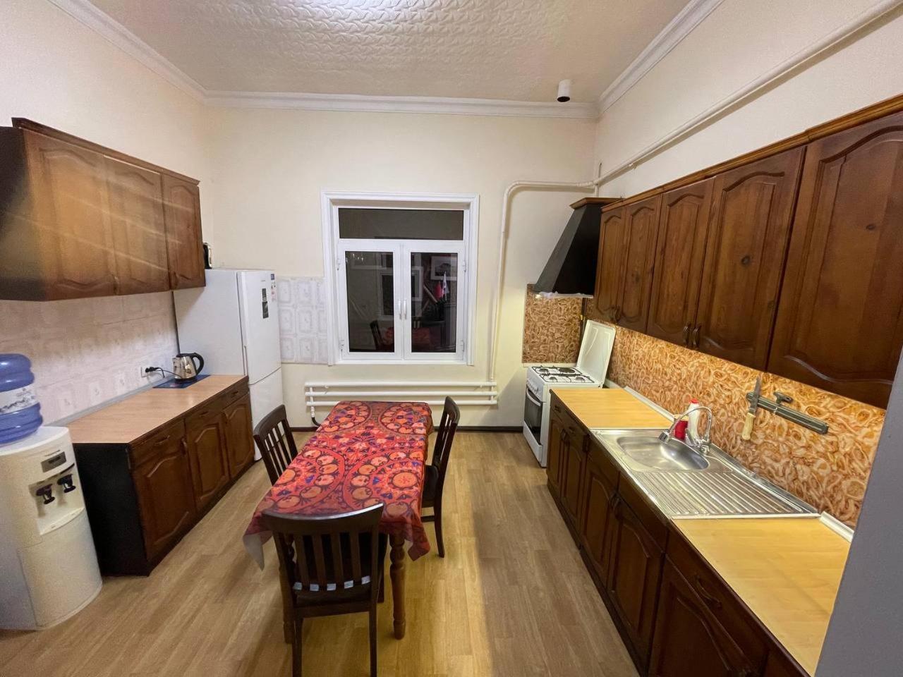 "S E A S O N S" Apartman Szamarkand Kültér fotó