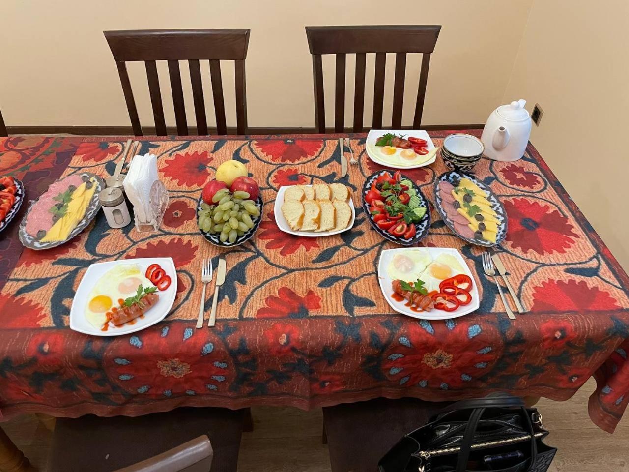 "S E A S O N S" Apartman Szamarkand Kültér fotó